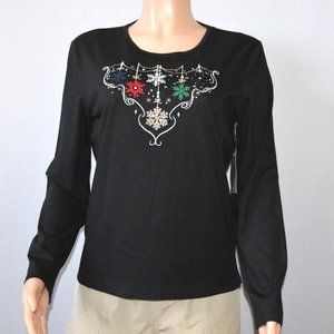 Cappagallo Casual Embroidered Holiday Ornaments Snowflakes Tee Shirt Size Medium